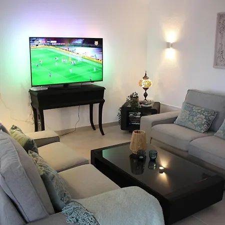 Apartment Lovely At Burriana *